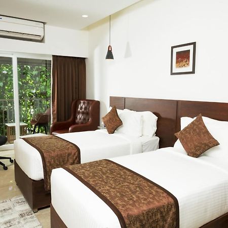 The Runway Hotel Kochi Εξωτερικό φωτογραφία